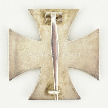 Cased Iron Cross 1st class, unmarked K&Q Germany 1933–1945