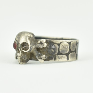 Silver ring with skull and crossbones, Russian Empire Russia