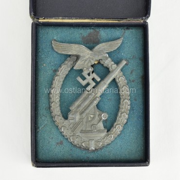 Cased Luftwaffe Flak badge, G.B. Germany 1933–1945